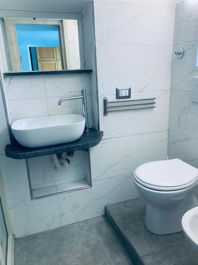 Center Living Apartment Катания Экстерьер фото